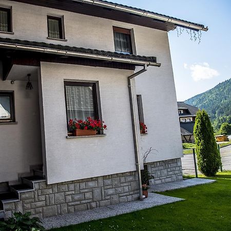 Apartments And Holiday Home Grohar Kranjska Gora Eksteriør billede