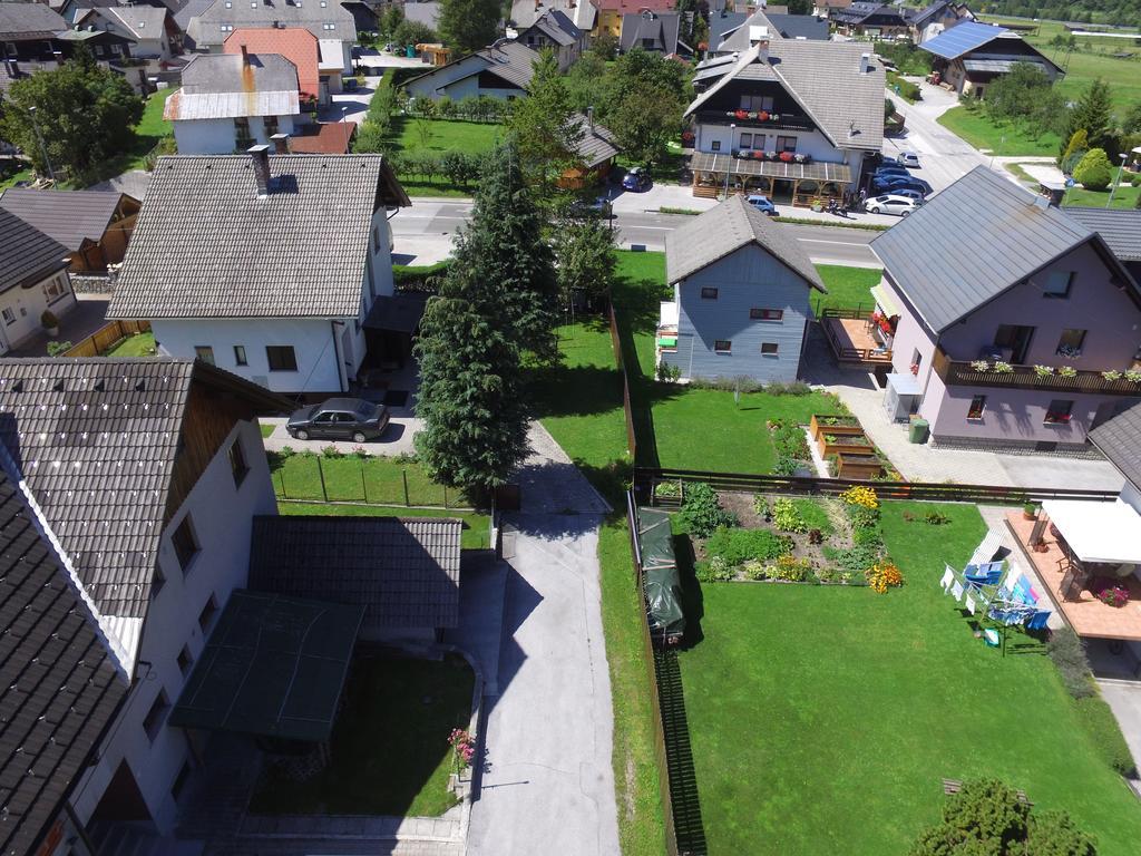Apartments And Holiday Home Grohar Kranjska Gora Eksteriør billede