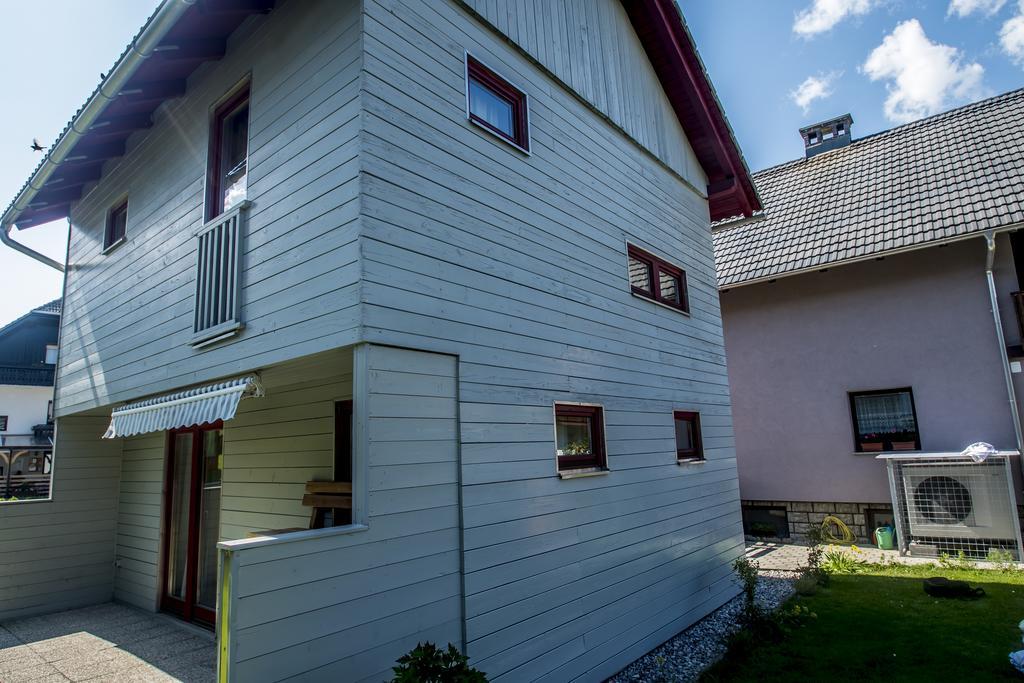 Apartments And Holiday Home Grohar Kranjska Gora Eksteriør billede